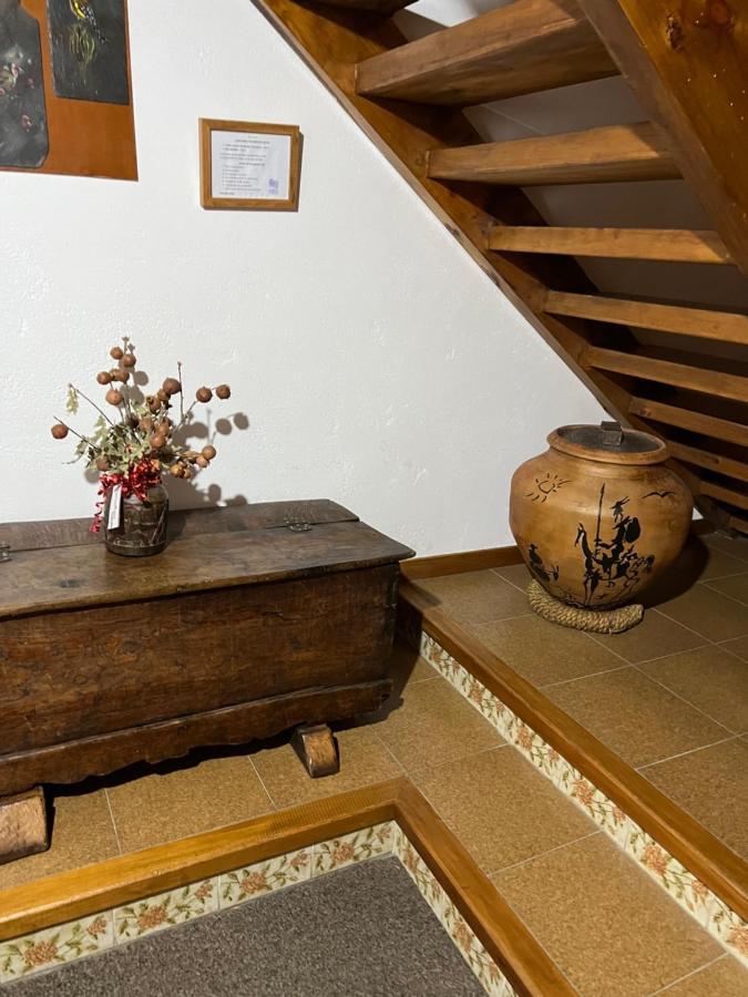 Casa Tia Modesta Es Una Calida Y Acogedora Casa Cabezas Bajas Luaran gambar