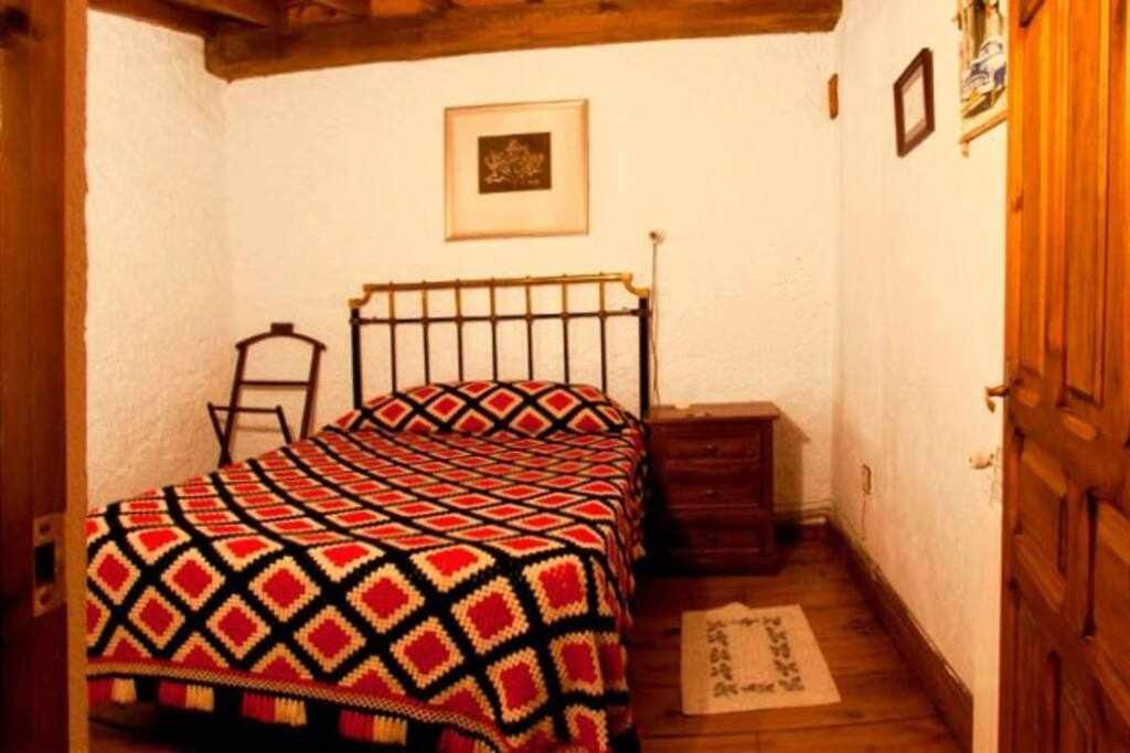 Casa Tia Modesta Es Una Calida Y Acogedora Casa Cabezas Bajas Luaran gambar