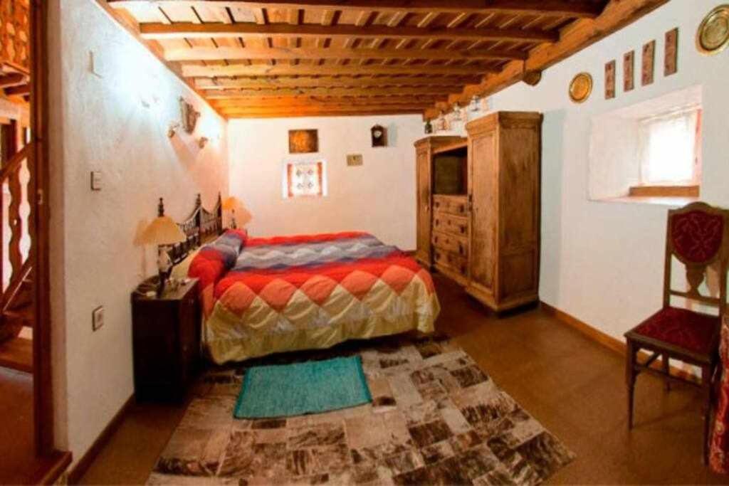 Casa Tia Modesta Es Una Calida Y Acogedora Casa Cabezas Bajas Luaran gambar